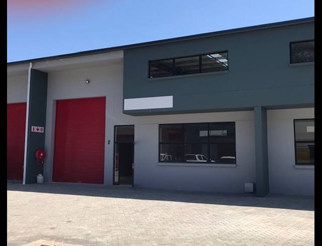 300M² WAREHOUSE TO LET IN GLEN ANIL